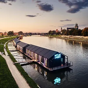 New Port - Premium Floating Aparthotel Krakow